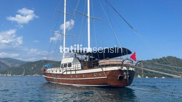 Antalya'da Mavi Ruya Guleti