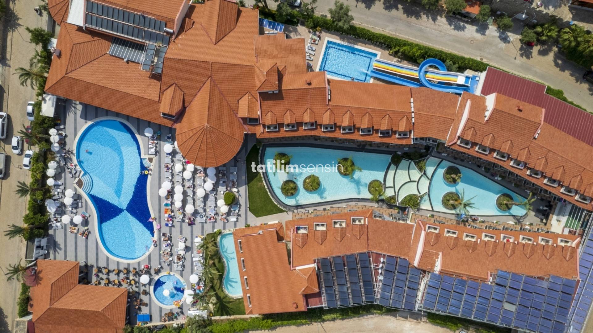 Montebello Resort Hotel - 3