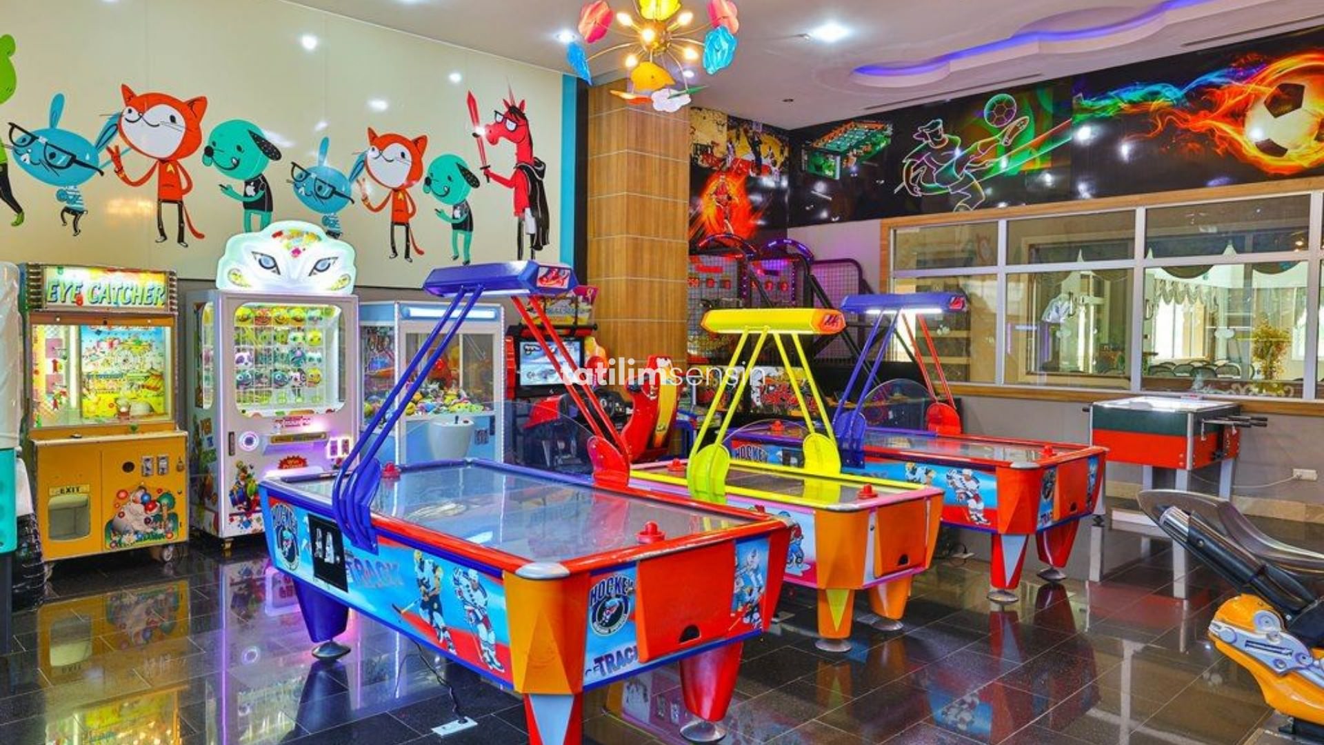 Crystal Sunset Luxury Resort  Spa - 3