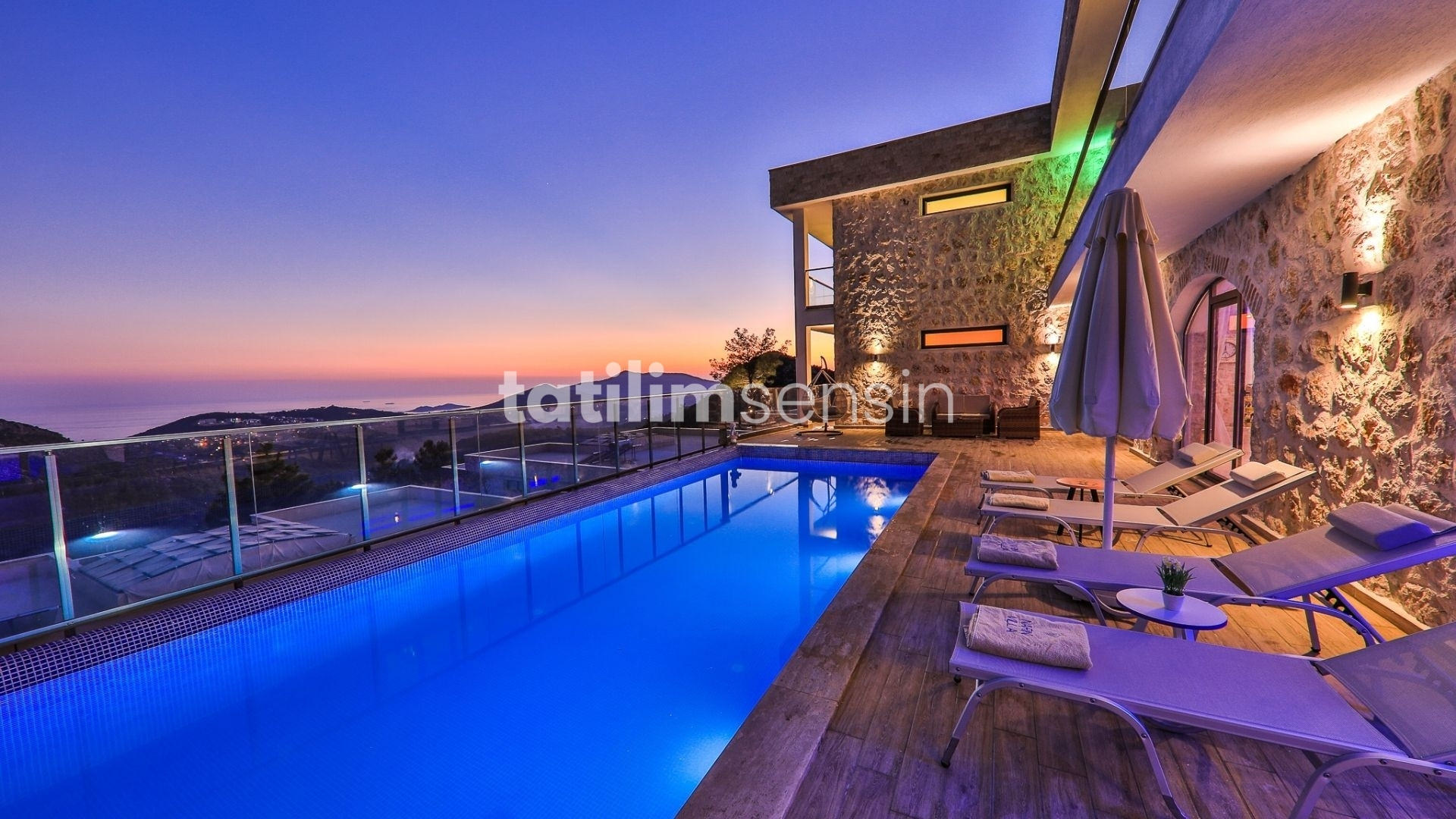 Villa Lalin 10 | İslamlar - 7