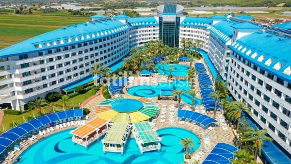 Crystal Admiral Resort Suites Spa