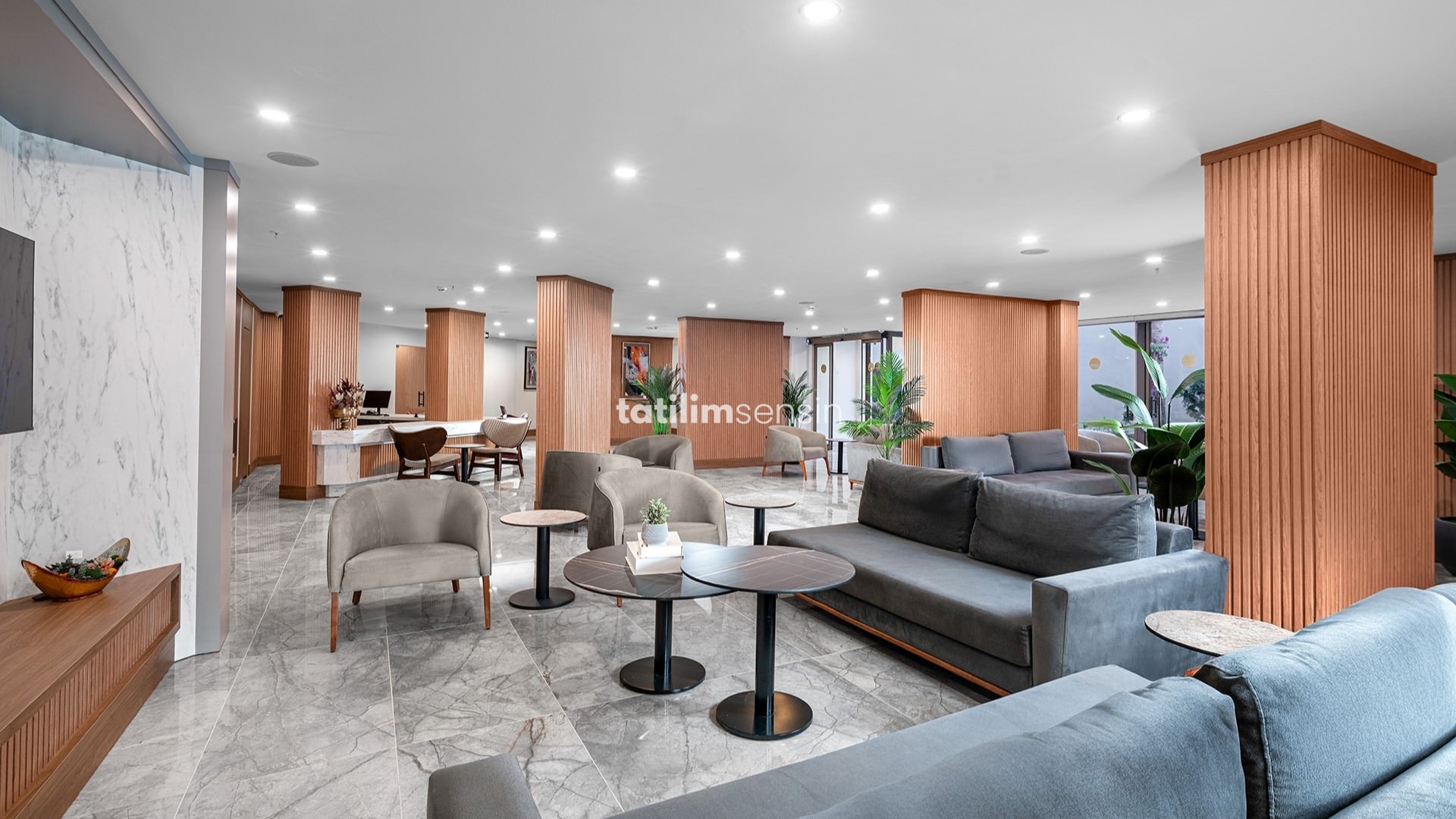 Sun Heaven Queen Hotel - 8