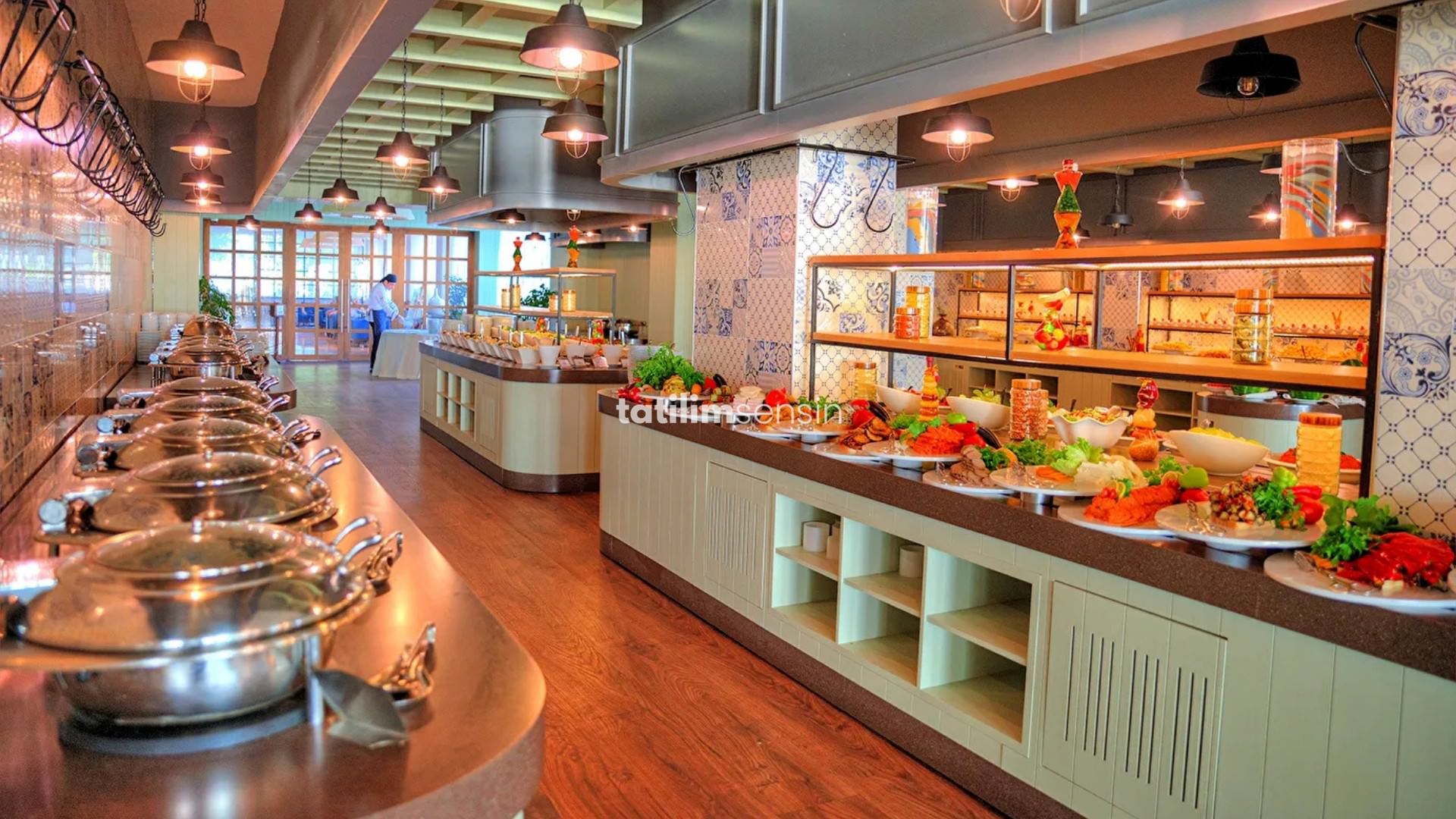 Le Bleu Hotel  Resort - 14