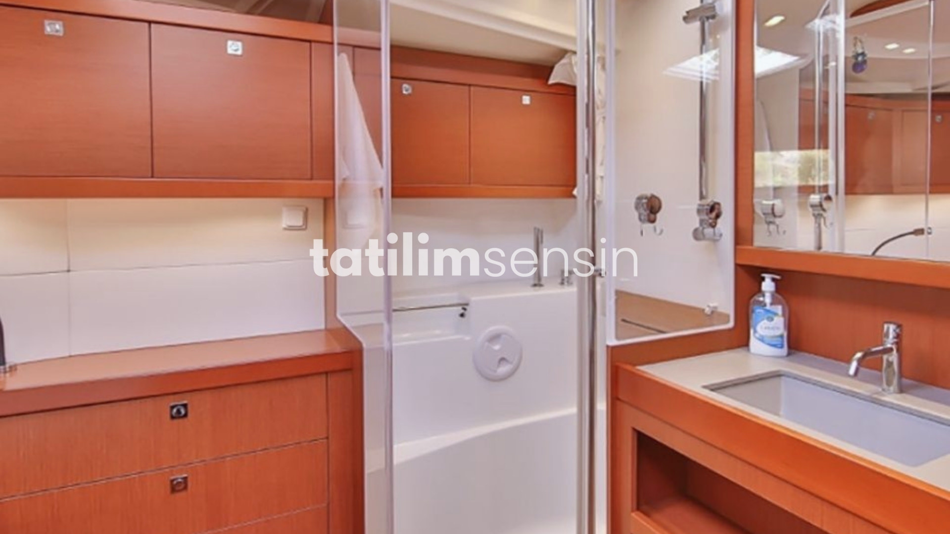 Tundra Beneteau Oceanis - 4