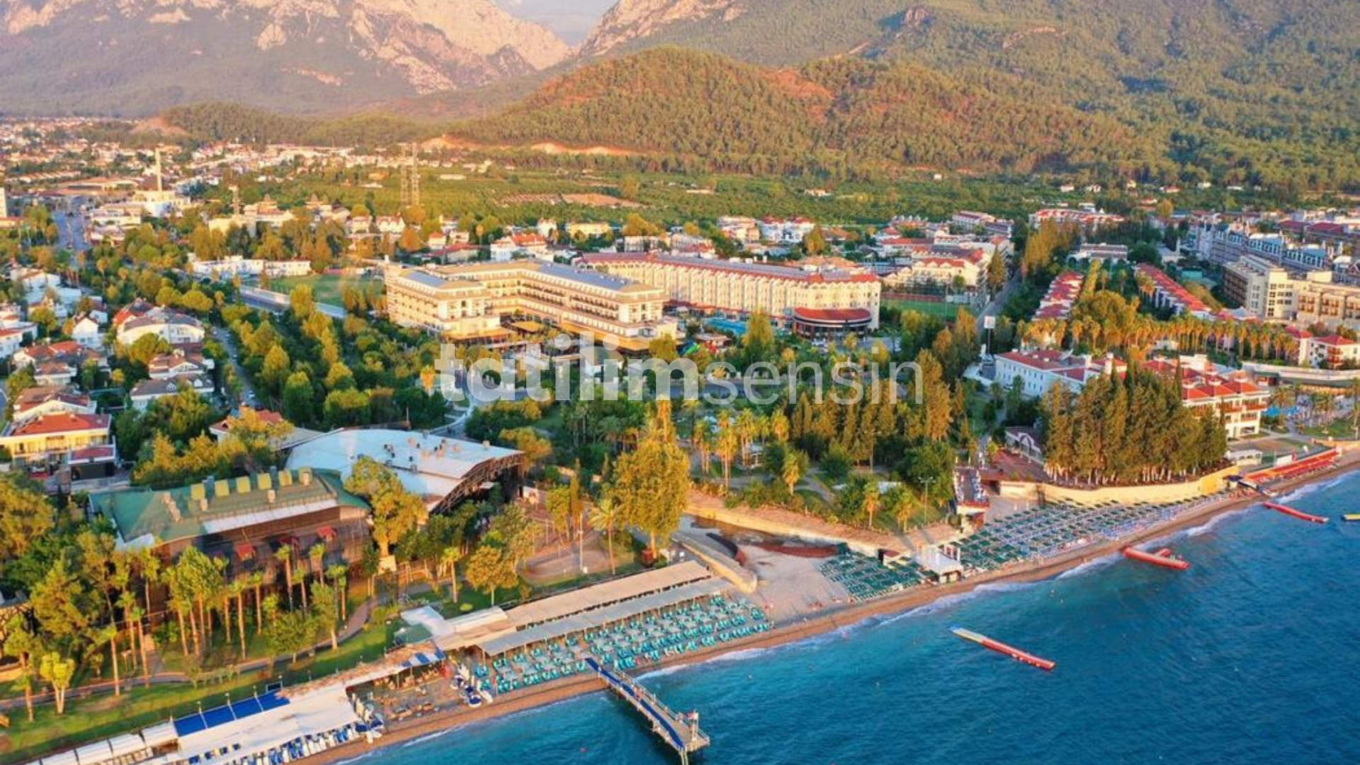 Crystal Hotel De Luxe - 4