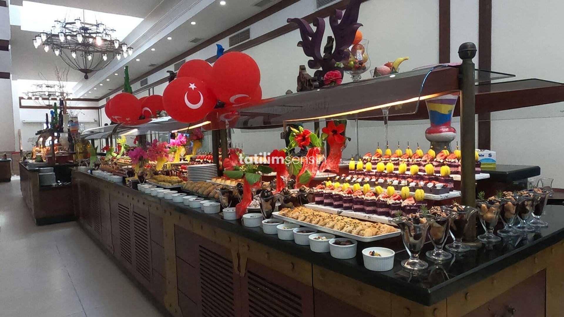 Pirate's Beach Club - 5