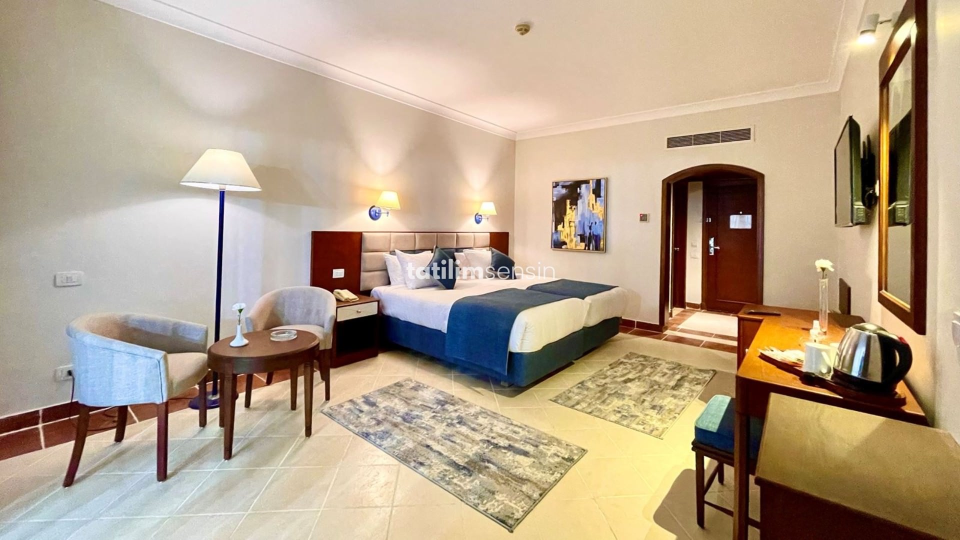 Ivy Cyrene Island - 13