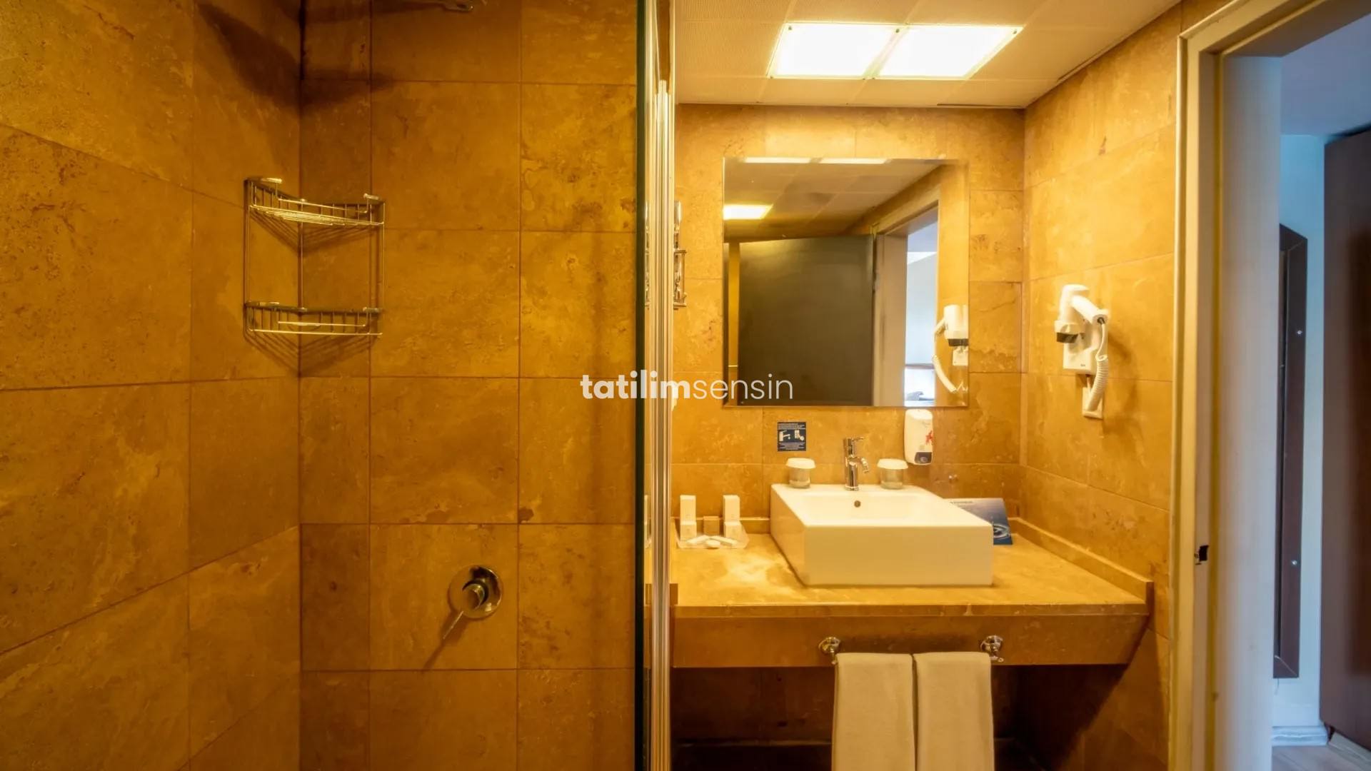 Faros Premium Beach Hotel +16 - 22