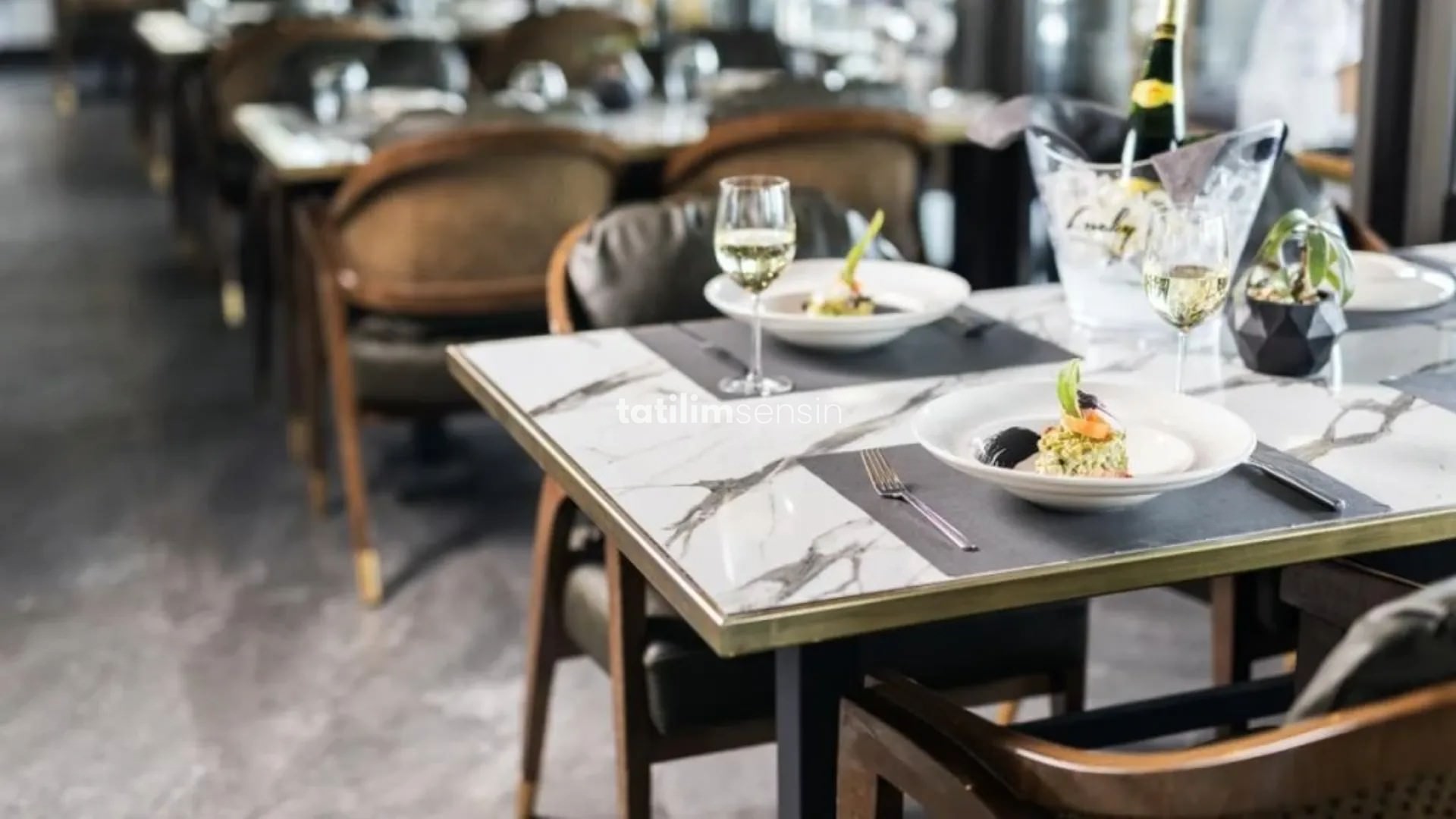 Unique Life Style Hotel - 12