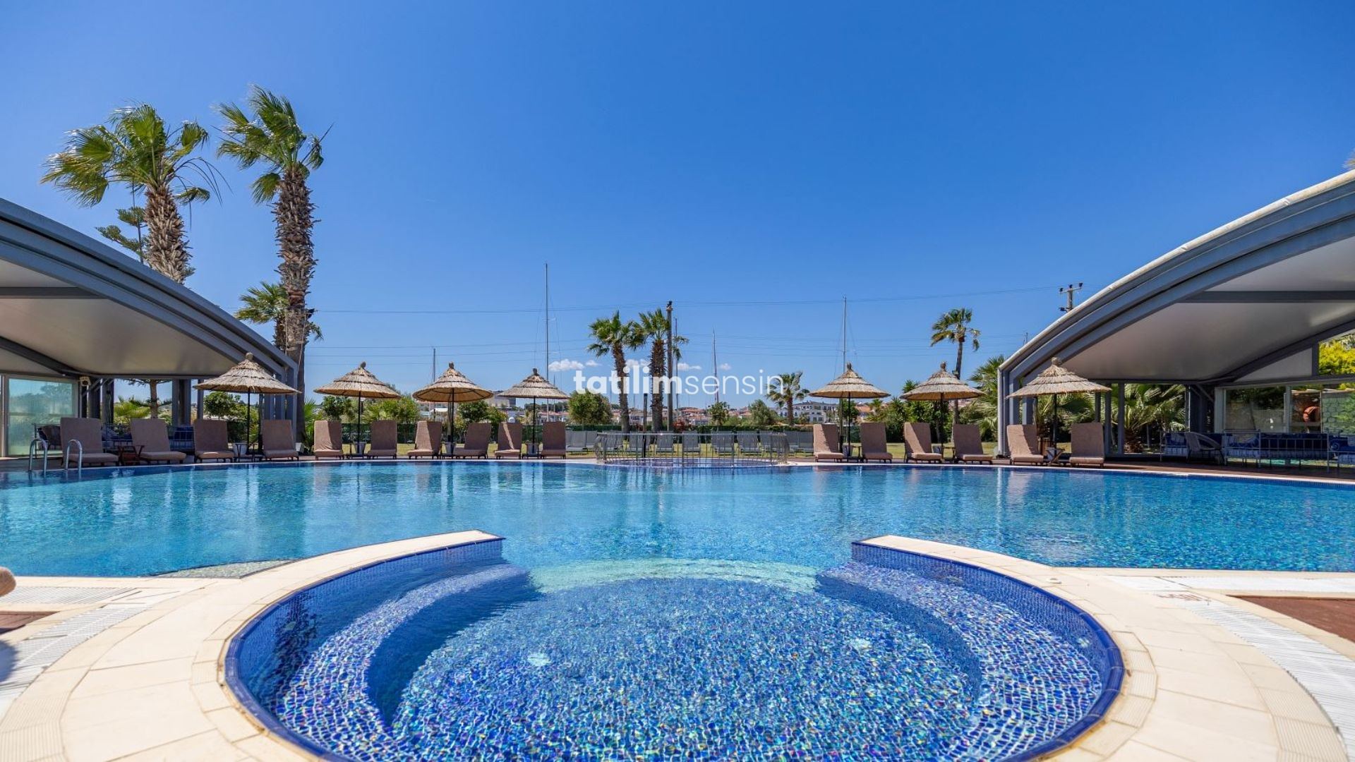 Sisus Marina Hotel - 8