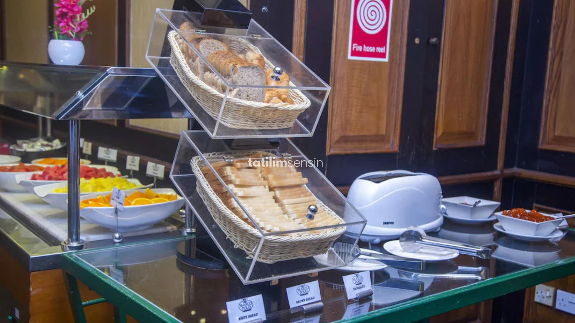 Marco Polo Hotel - 9