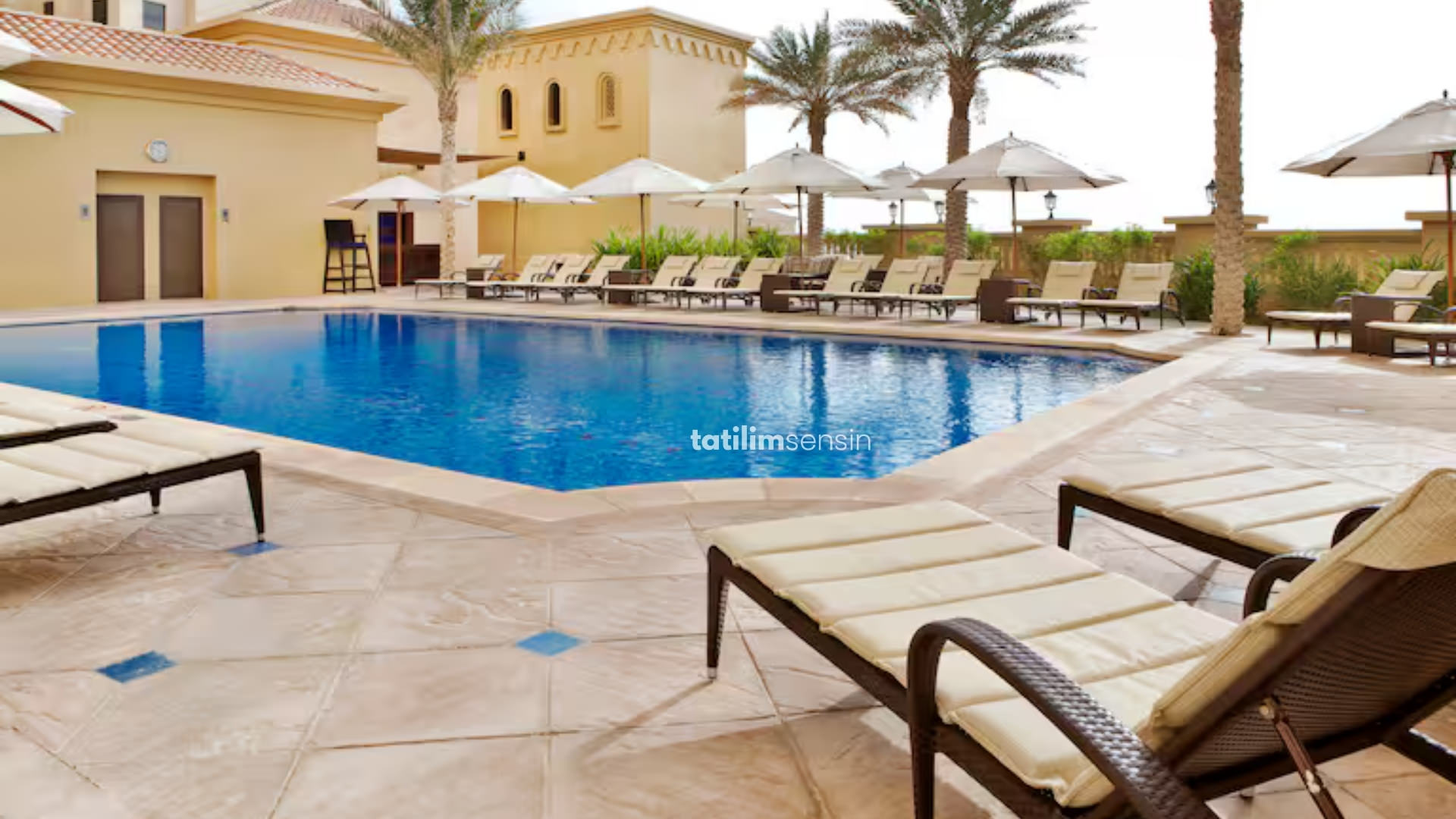 Hilton Dubai The Walk - 6