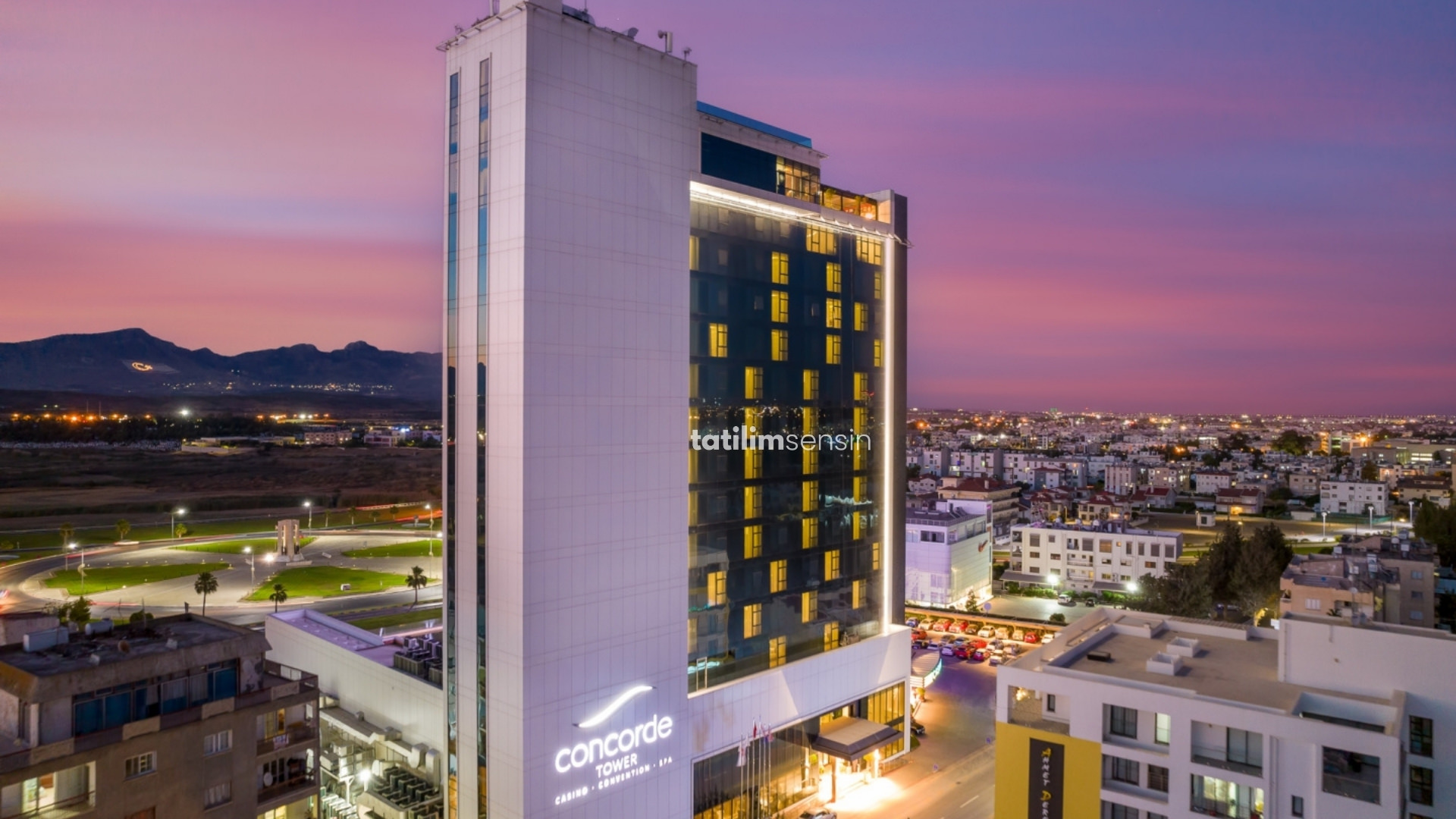 Concorde Tower Hotel - 1