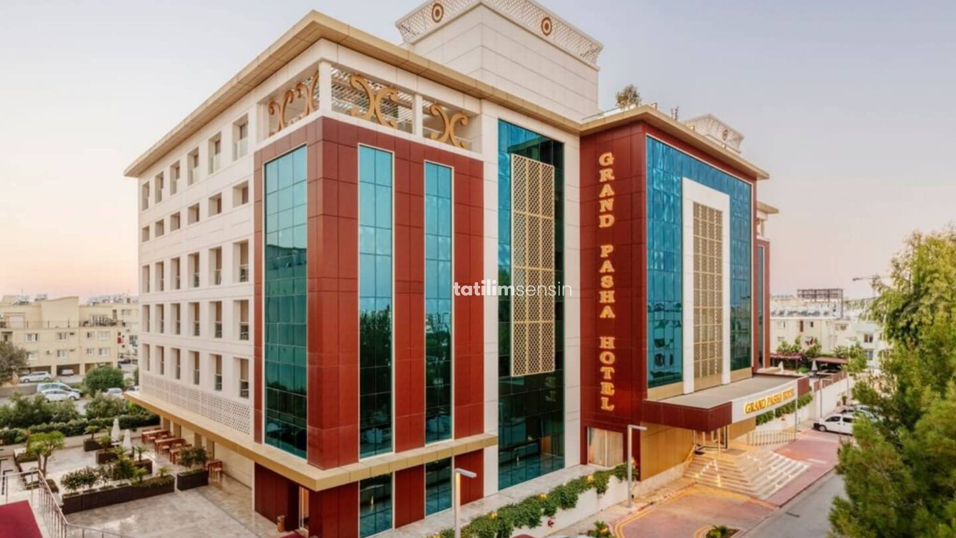 Grand Pasha Kyrenia Hotel Spa - 2