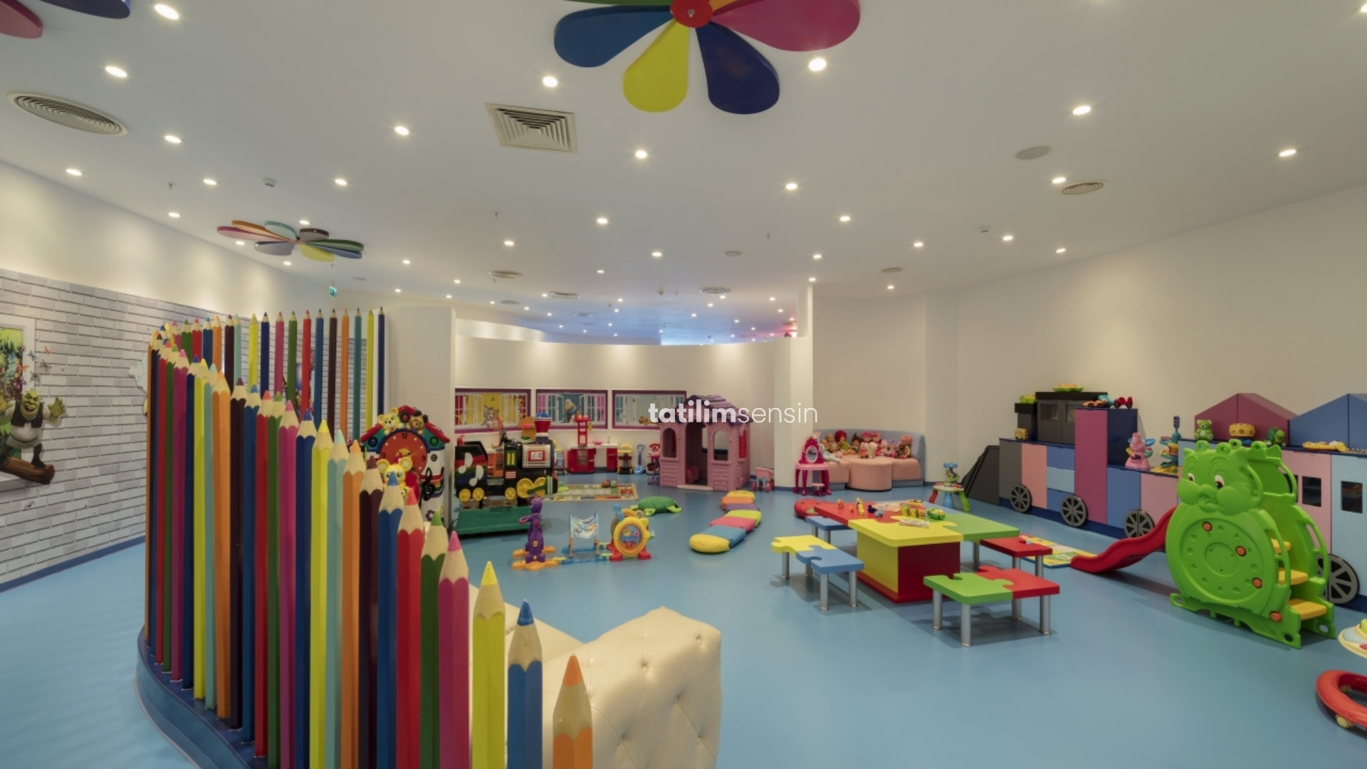 Merit Royal Premium Hotel - 18