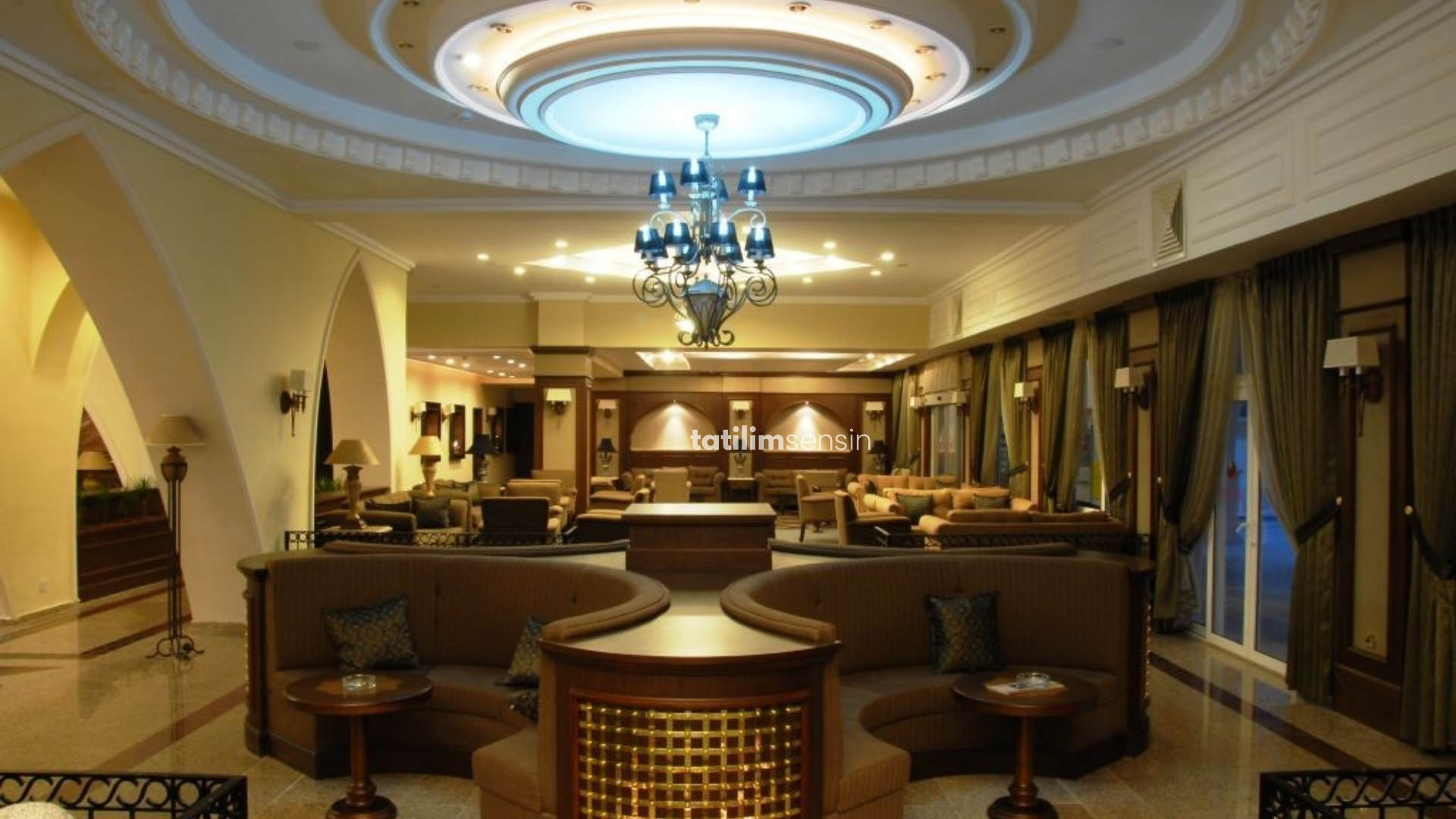 Oscar Resort Hotel - 9