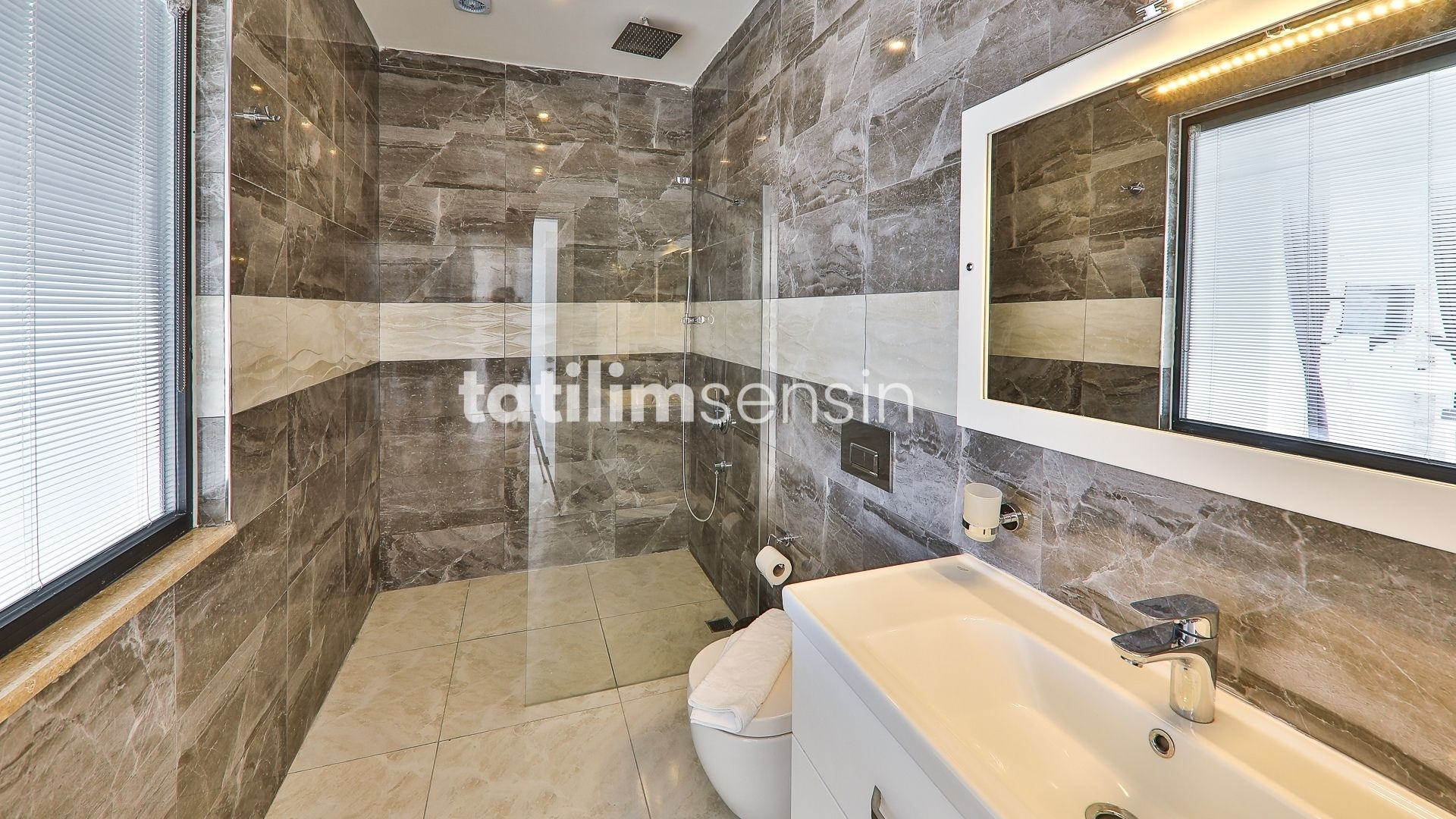 Villa Lalin 10 | İslamlar - 28