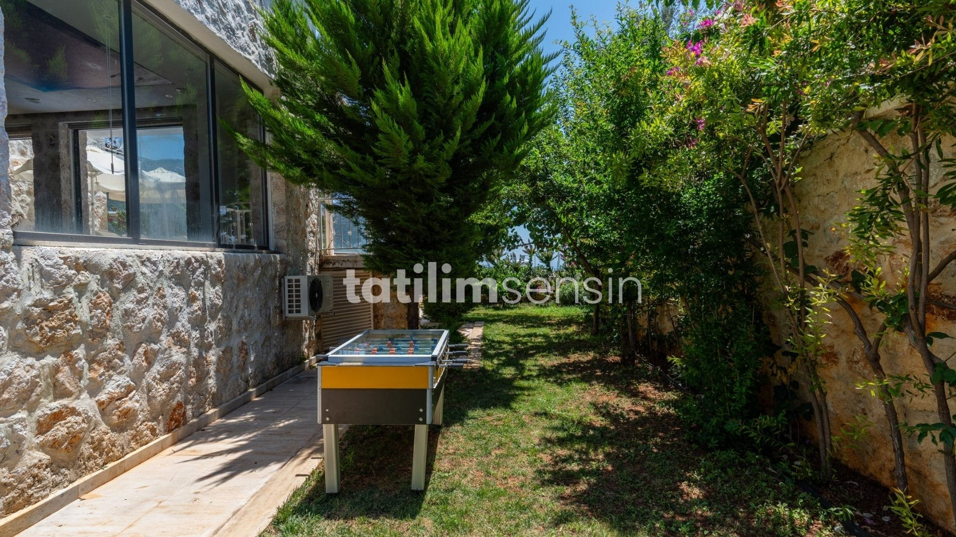 Villa Lalin 1 | İslamlar - 12