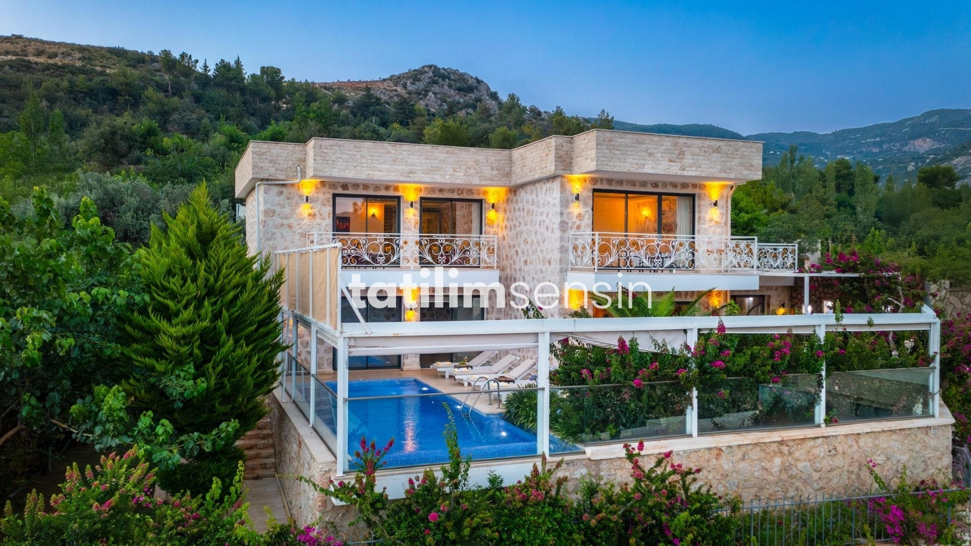 Villa Lalin 1 | İslamlar - 7