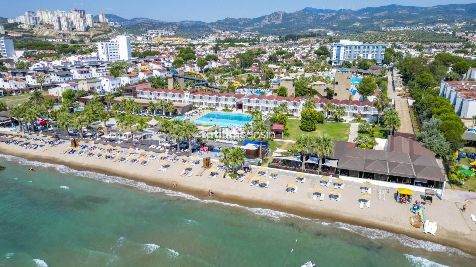 Risus Beach Resort Hotel - 8