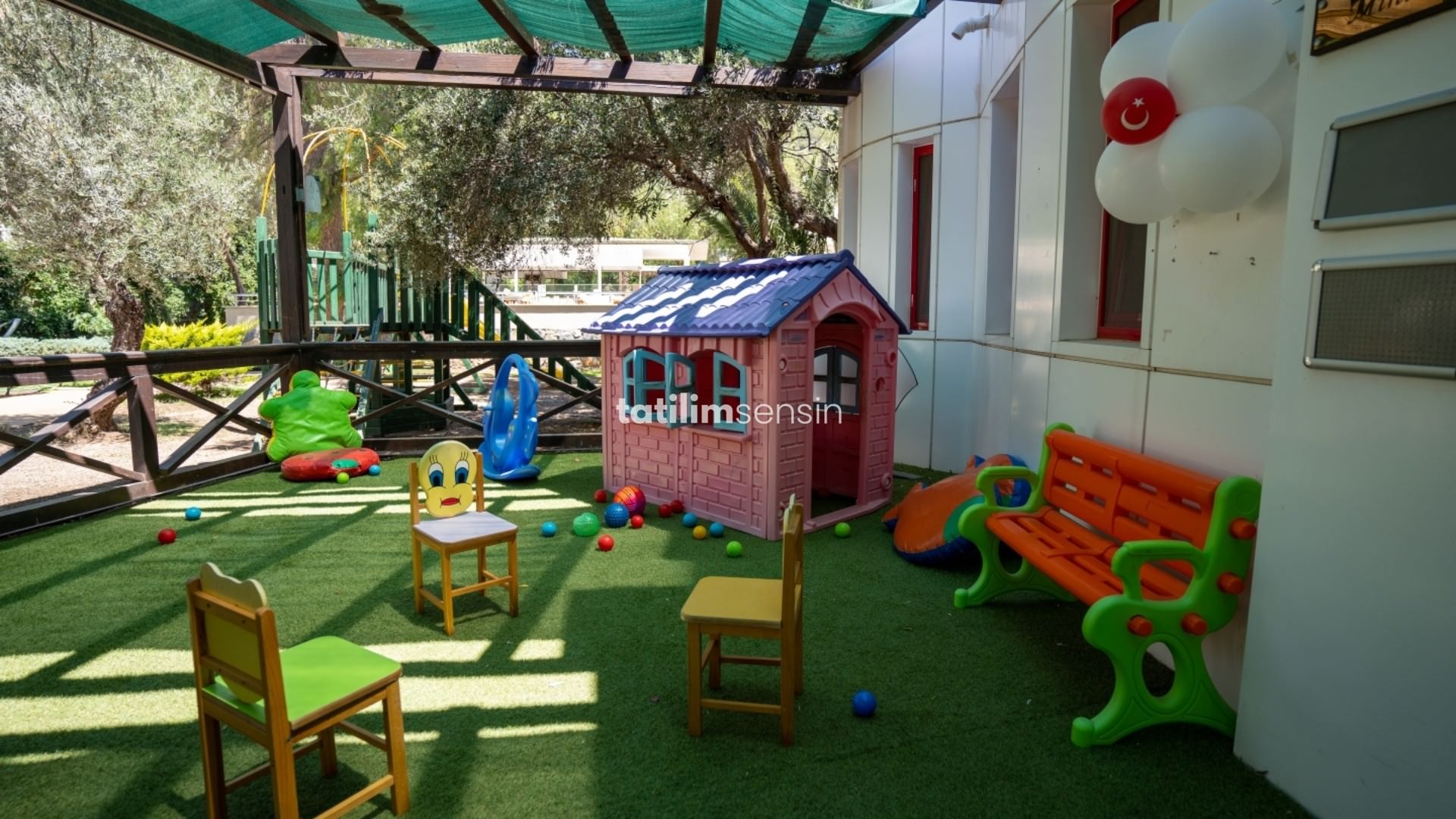 Latanya Park Resort - 19