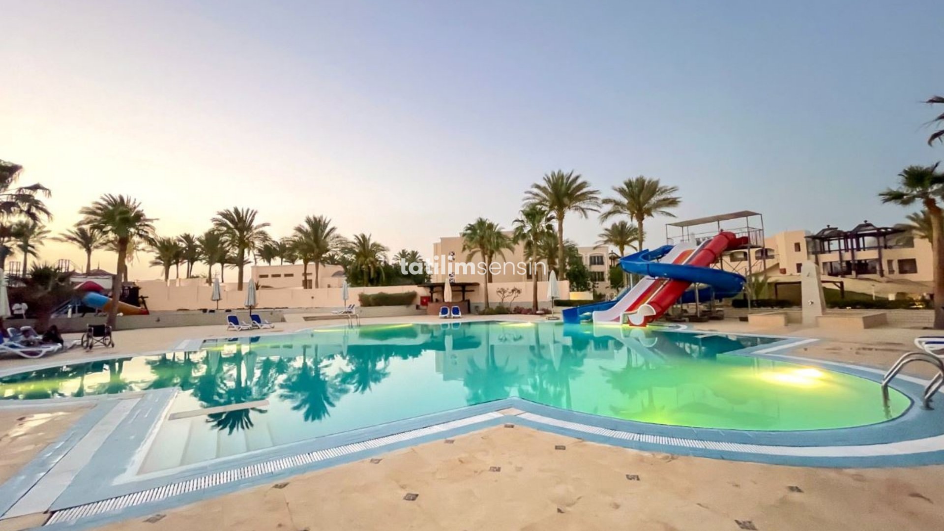 Ivy Cyrene Island - 11