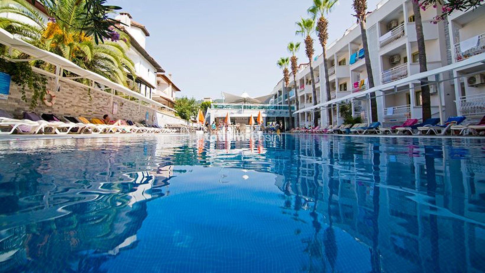 Mirage World Hotel - 4