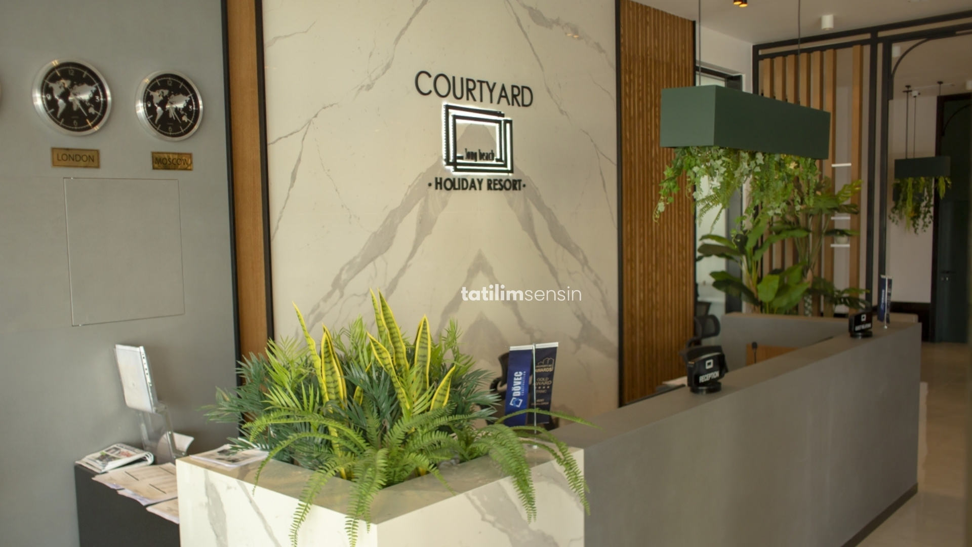 Courtyard Long Beach Holiday Resort - 9