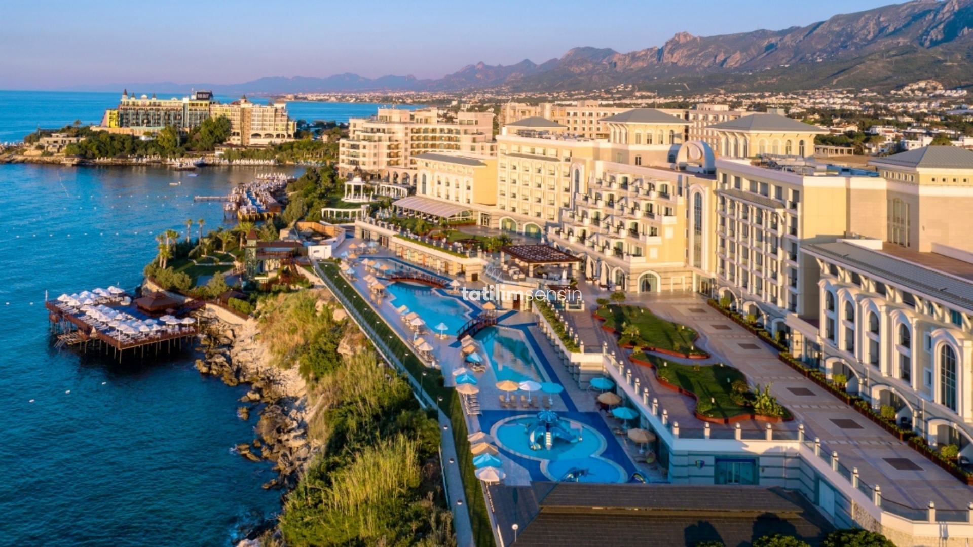 Merit Royal Premium Hotel - 3